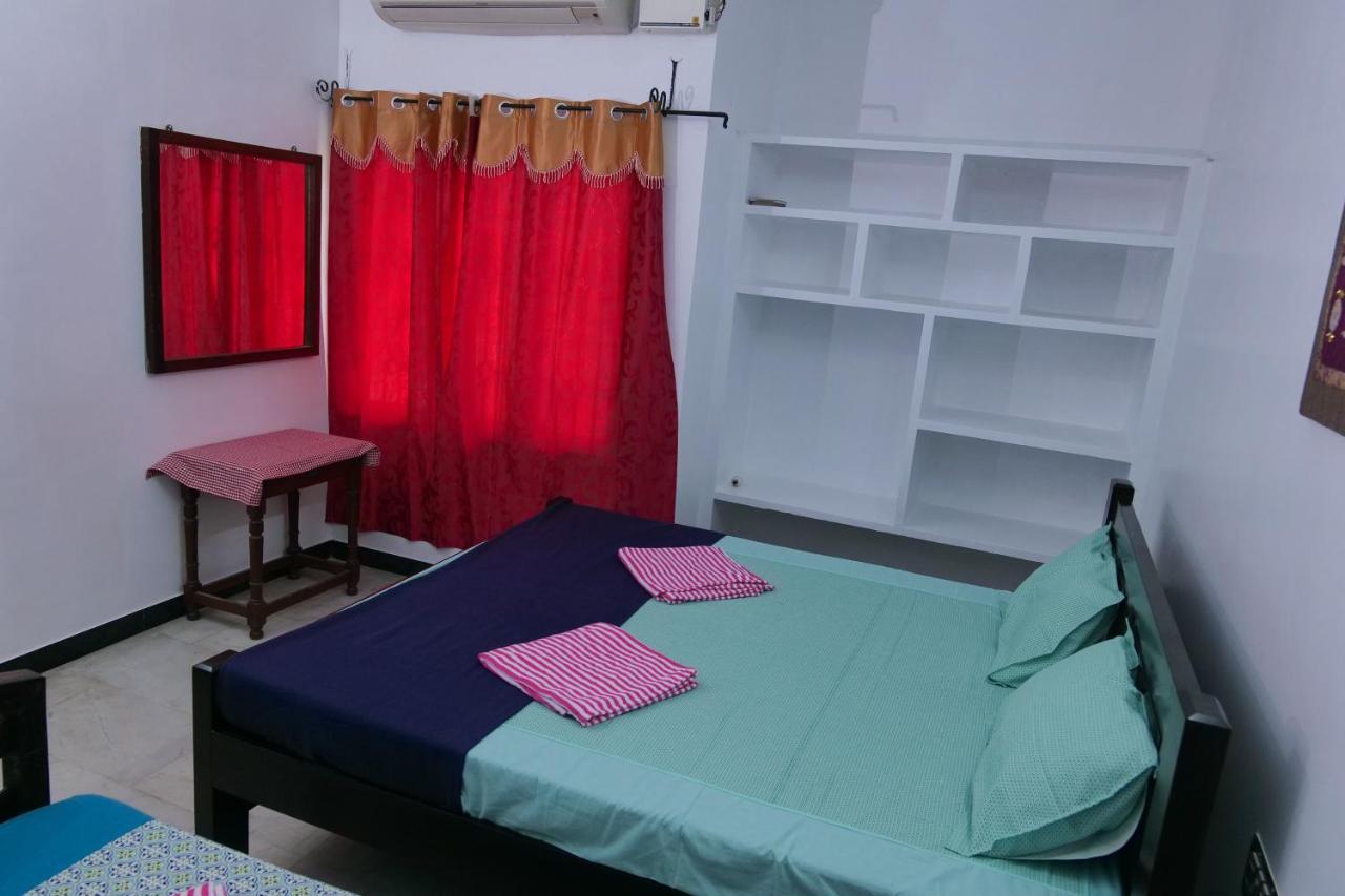 Villa Souhayl Homestay Pondicherry Bagian luar foto