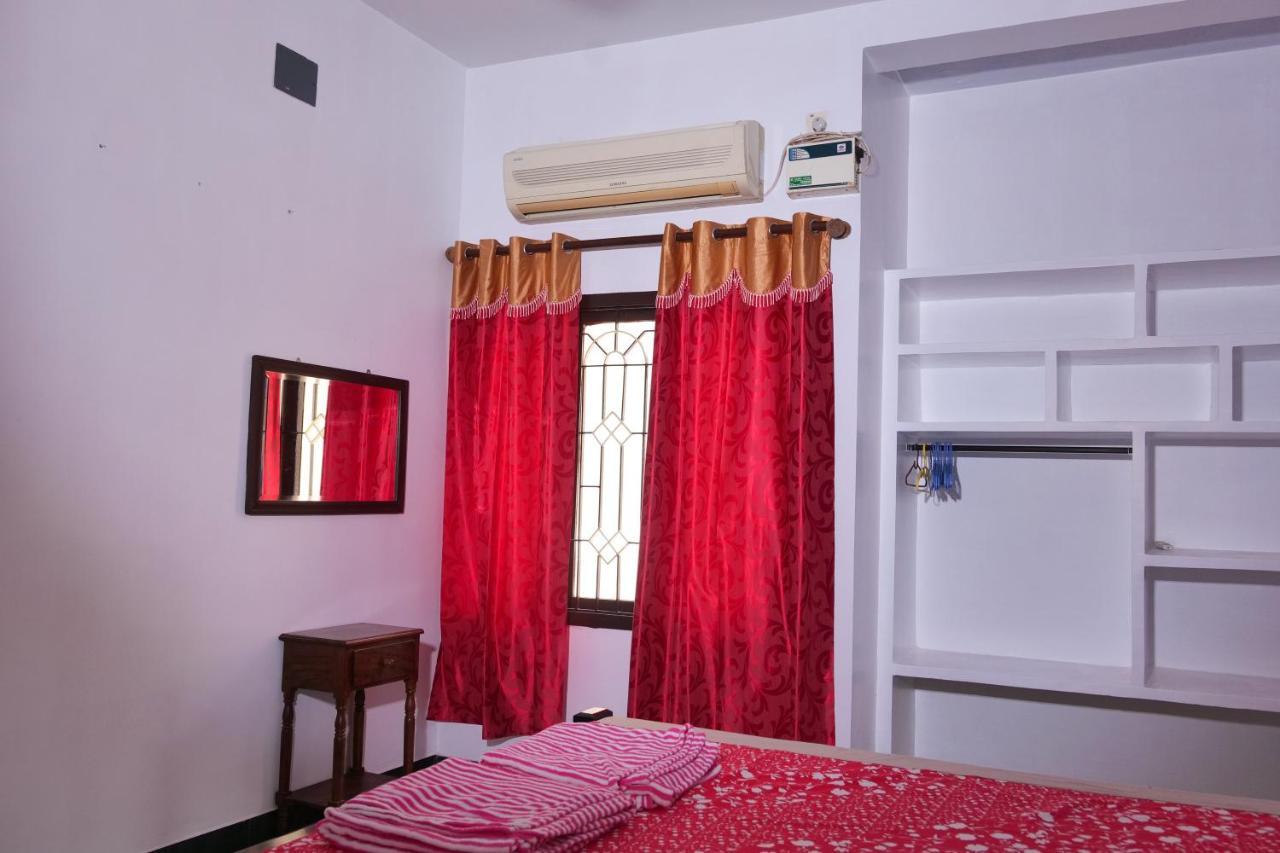 Villa Souhayl Homestay Pondicherry Bagian luar foto