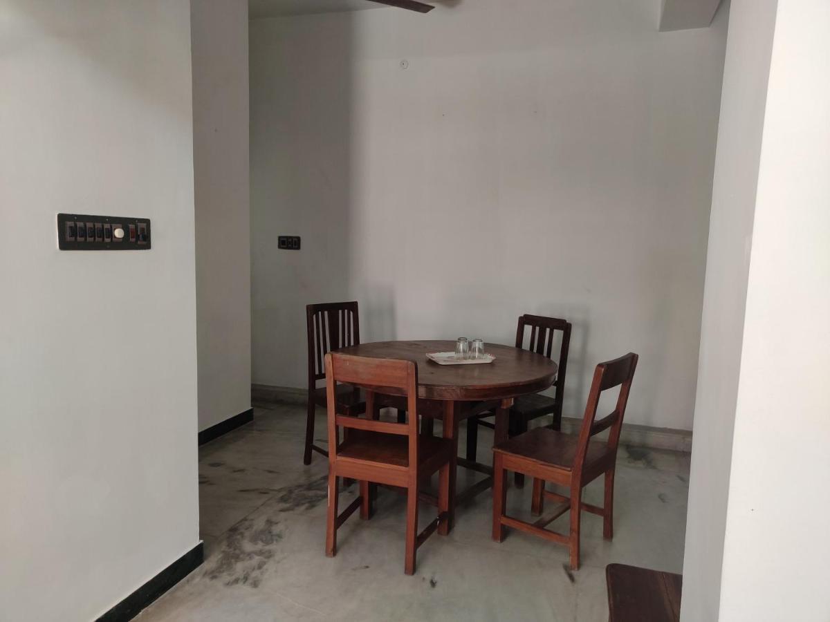 Villa Souhayl Homestay Pondicherry Bagian luar foto
