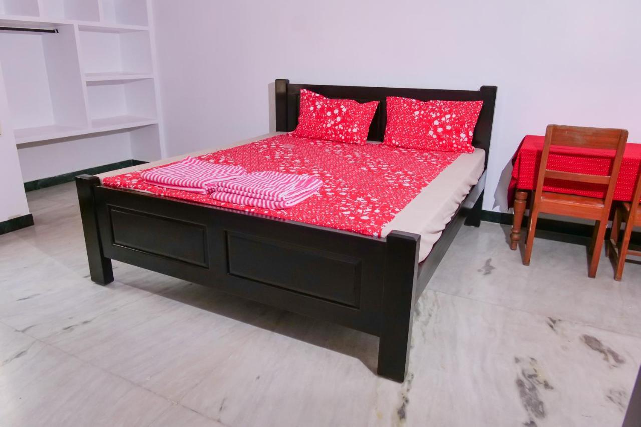 Villa Souhayl Homestay Pondicherry Bagian luar foto
