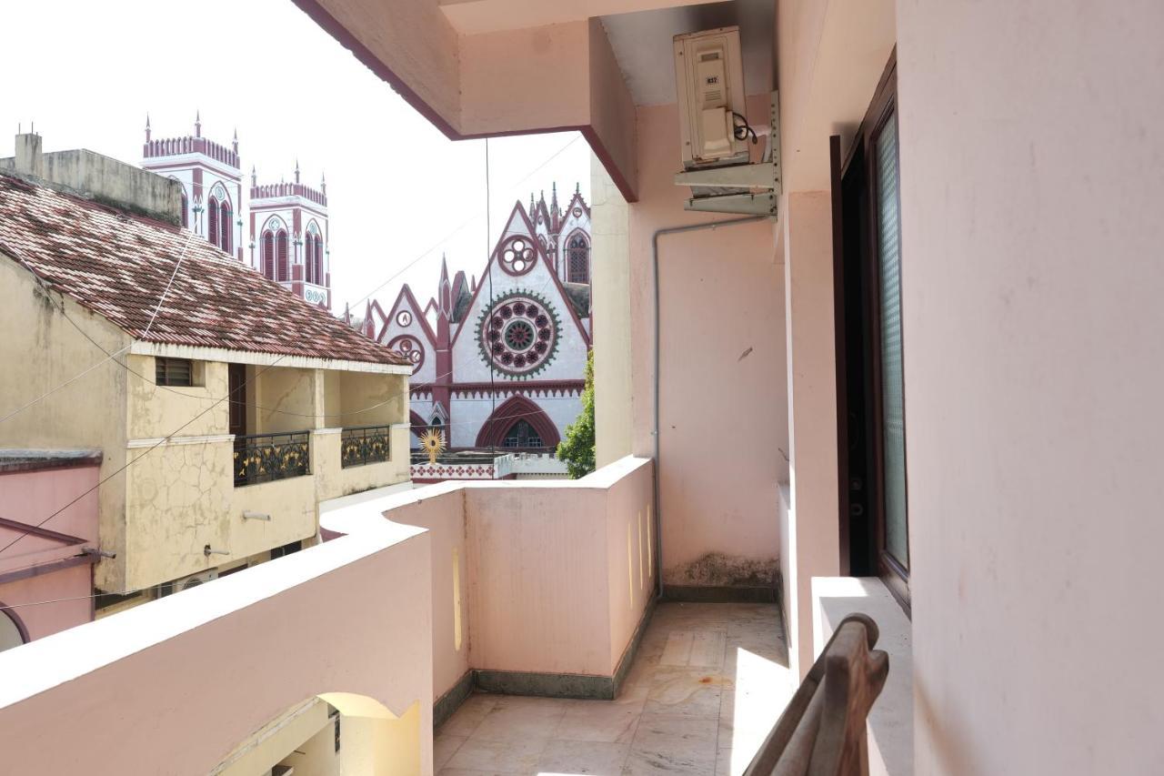 Villa Souhayl Homestay Pondicherry Bagian luar foto