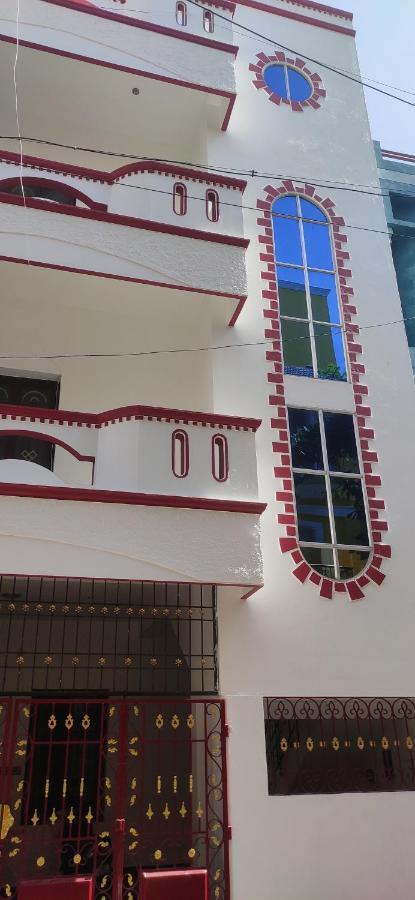 Villa Souhayl Homestay Pondicherry Bagian luar foto