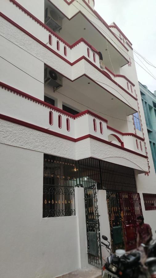 Villa Souhayl Homestay Pondicherry Bagian luar foto